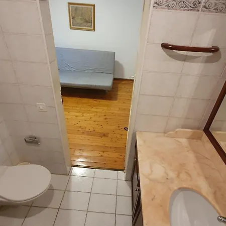 Cosy Private With Free Gated Parking * Massagno